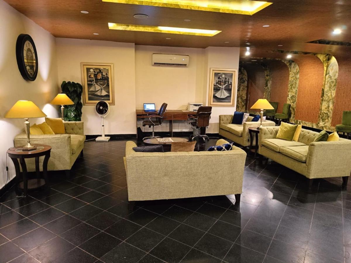Hotel Oban Лахор Экстерьер фото
