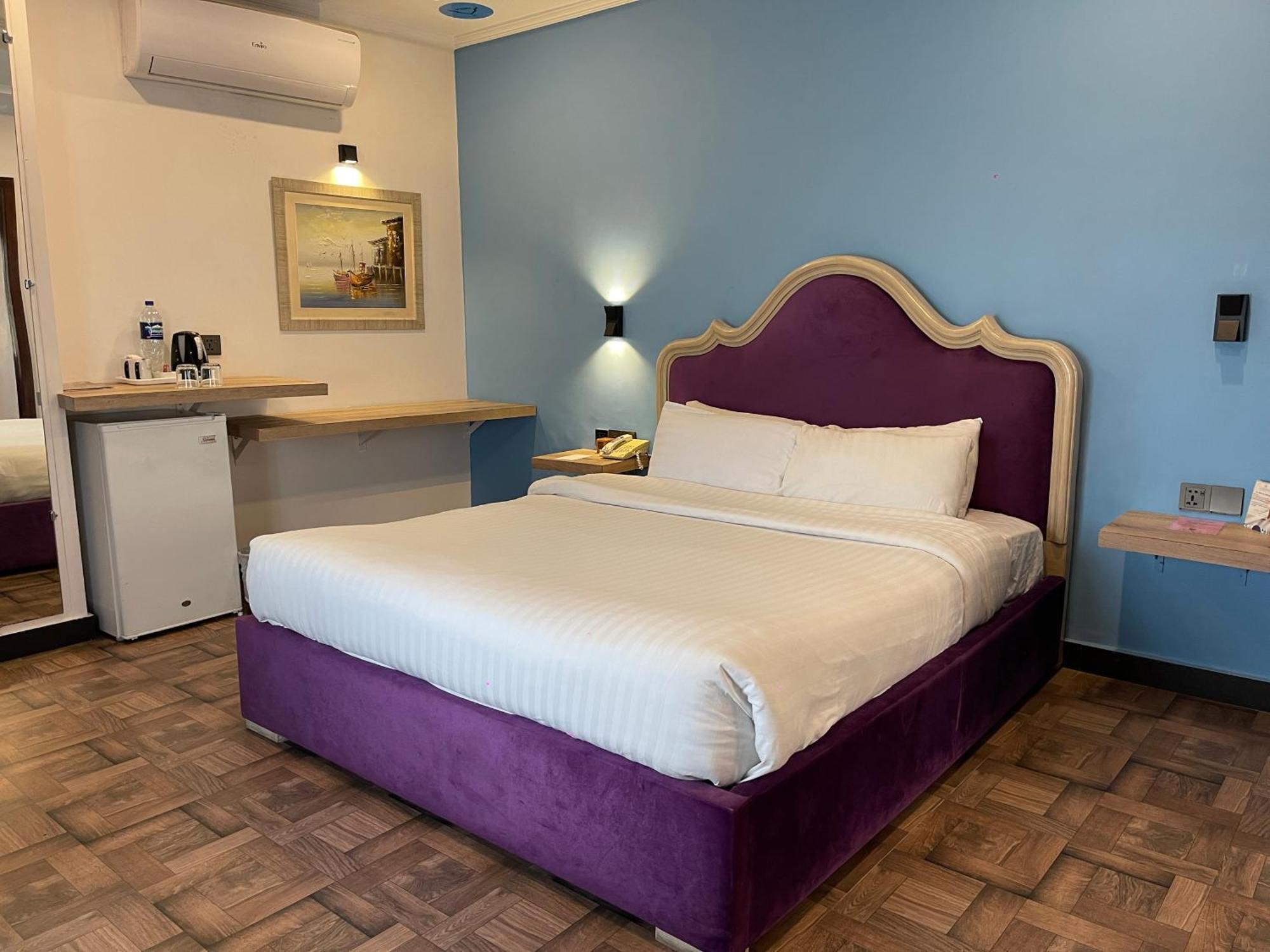 Hotel Oban Лахор Экстерьер фото